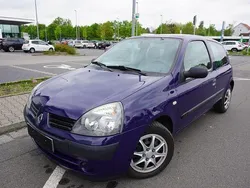 Blau Gebraucht 2006 Renault Clio II Campus Kleinwagen | 2.500 € (Fairer Preis)