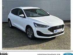 Weiß Neu 2025 Ford Focus Titanium Limousine | 26.890 € (Guter Preis)