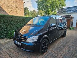 Schwarz Gebraucht 2011 Mercedes Viano Edition Van / Kleinbus | 19.200 € (Fairer Preis)