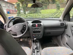 Blau Gebraucht 2006 Opel Corsa Kleinwagen | 800 €