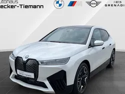 Mineralweiß Gebraucht 2024 BMW iX Sport Line SUV | 74.889 € (Teuer)