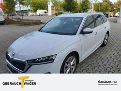 Weiß Gebraucht 2022 Skoda Octavia Style Kombi | 22.470 € (Fairer Preis)