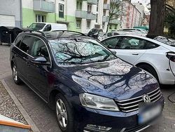 Blau Gebraucht 2012 VW Passat Kombi | 6.499 € (Fairer Preis)