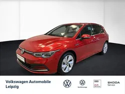 Rot Gebraucht 2021 VW Golf VIII Style Limousine | 19.330 € (Guter Preis)