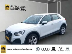Weiß Gebraucht 2024 Audi Q2 SUV | 23.444 € (Guter Preis)
