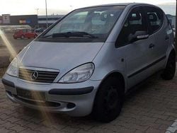 Grau Gebraucht 2004 Mercedes A140 Classic Limousine | 590 € (Guter Preis)