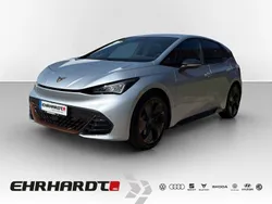 Silber Neu 2025 Cupra Born Kleinwagen | 39.990 € (Guter Preis)
