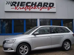 Silber Gebraucht 2020 Skoda Fabia Ambition Kombi | 6.500 €