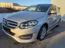 Grau Gebraucht 2012 Mercedes B200 Van / Kleinbus | 10.900 € (Guter Preis)