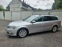 Silber Gebraucht 2011 VW Passat Comfortline Kombi | 6.200 € (Fairer Preis)
