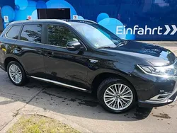 Schwarz Gebraucht 2019 Mitsubishi Outlander P-HEV Top SUV | 23.999 € (Guter Preis)