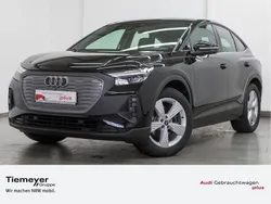 Mythosschwarz metallic Gebraucht 2022 Audi Q4 Sportback e-tron Basis SUV | 25.980 € (Guter Preis)