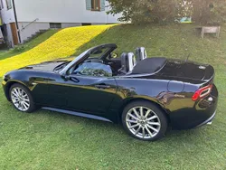 Schwarz Gebraucht 2017 Fiat 124 Spider Lusso Cabrio | 21.590 € (Etwas zu teuer)