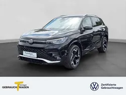 Grenadillschwarz metallic Gebraucht 2025 VW Tiguan R-line SUV | 46.980 € (Fairer Preis)