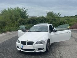 Weiß Gebraucht 2012 BMW 318 M Sport Coupé | 6.400 € (Superpreis)