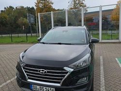 Schwarz Gebraucht 2018 Hyundai Tucson Trend SUV | 18.500 € (Fairer Preis)