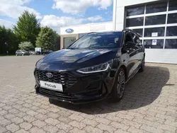 Agate black metallic Gebraucht 2022 Ford Focus ST-Line Kombi | 21.500 € (Fairer Preis)