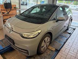 Grau Gebraucht 2021 VW ID.3 Pure Kleinwagen | 16.859 € (Guter Preis)