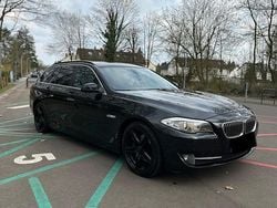 Schwarz Gebraucht 2012 BMW 520 Kombi | 7.000 € (Superpreis)