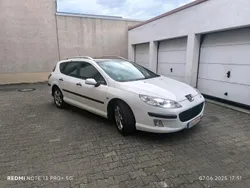 Weiß Gebraucht 2005 Peugeot 407 Kombi | 1.600 €