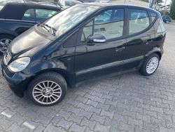 Schwarz Gebraucht 2004 Mercedes A160 Classic Kleinwagen | 490 € (Superpreis)