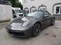 Grau Gebraucht 2021 Porsche 911 Carrera 4S Coupé | 111.992 €