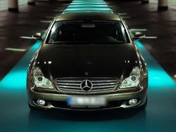 Grau Gebraucht 2007 Mercedes CLS350 Limousine | 6.000 €