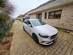Weiß Gebraucht 2023 Mercedes B200 Progressive Van / Kleinbus | 25.950 € (Guter Preis)