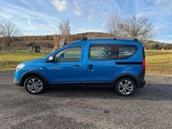 Blau Gebraucht 2016 Dacia Dokker Stepway Van / Kleinbus | 8.300 € (Superpreis)
