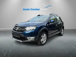 Blau Gebraucht 2016 Dacia Sandero Prestige Kleinwagen | 10.990 € (Fairer Preis)