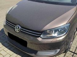 Braun Gebraucht 2012 VW Touran Trendline Van / Kleinbus | 7.500 € (Fairer Preis)