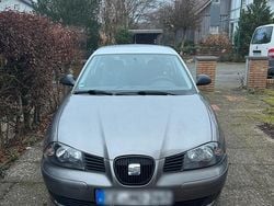 Silber Gebraucht 2004 Seat Ibiza Kleinwagen | 790 € (Guter Preis)