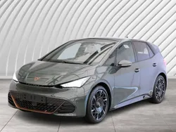 Grün (dark forest metallic) Neu 2024 Cupra Born VZ Kleinwagen | 52.990 €