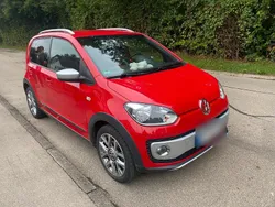Rot Gebraucht 2016 VW up! Kleinwagen | 9.200 € (Fairer Preis)