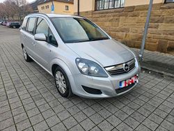 Grau Gebraucht 2012 Opel Zafira Limousine | 1.999 € (Superpreis)