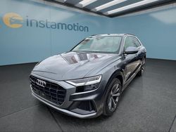 Grau Gebraucht 2021 Audi Q8 S-Line SUV | 64.449 € (Teuer)