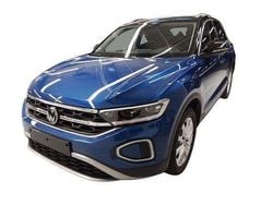 Ravennablau (metallic) Gebraucht 2025 VW T-Roc Style SUV | 31.950 € (Guter Preis)
