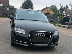 Schwarz Gebraucht 2012 Audi A3 Sportback Kleinwagen | 7.800 € (Etwas zu teuer)