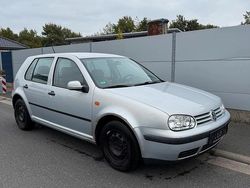 Silber Gebraucht 1998 VW Golf IV Kleinwagen | 1.950 € (Fairer Preis)