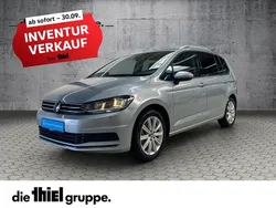 Silber Gebraucht 2024 VW Touran Comfortline Van / Kleinbus | 32.875 € (Fairer Preis)