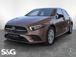 Roségold Gebraucht 2021 Mercedes A250 AMG line Limousine | 28.990 € (Fairer Preis)