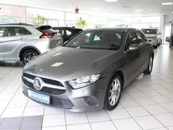 Grau metallic Gebraucht 2019 Mercedes A180 Progressive | 21.800 € (Guter Preis)