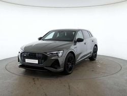 Chronosgrau metallic Gebraucht 2022 Audi e-tron Black Edition SUV | 33.475 € (Guter Preis)