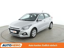 Grau Gebraucht 2020 Hyundai i20 Select Limousine | 11.670 € (Fairer Preis)