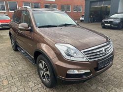 Braun Gebraucht 2016 Ssangyong (KGM) Rexton Sapphire SUV | 16.980 €