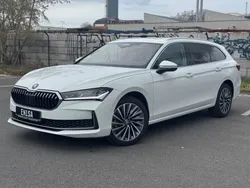 Weiß Gebraucht 2024 Skoda Superb LAURIN & KLEMENT Kombi | 36.499 € (Guter Preis)