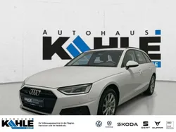 Weiß Gebraucht 2021 Audi A4 Kombi | 22.990 € (Fairer Preis)