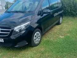 Schwarz Gebraucht 2019 Mercedes V200 Van / Kleinbus | 27.789 € (Guter Preis)
