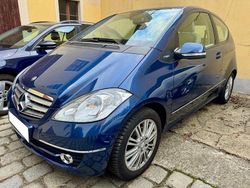 Blau Gebraucht 2009 Mercedes A170 Limousine | 3.950 € (Guter Preis)