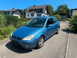 Blau Gebraucht 2003 Ford Focus Futura Limousine | 750 € (Superpreis)